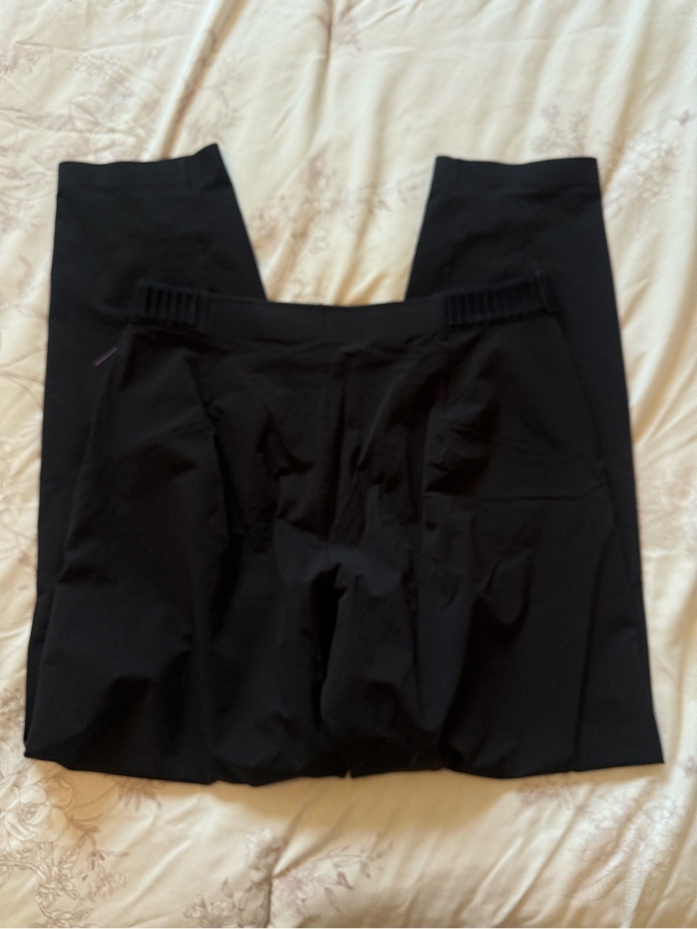 Lululemon | Esker Wide Leg *lululemon lab
Black | 8 - Picture 5 of 7